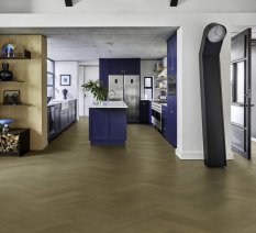 Třívrstvá dřevěná podlaha Kährs Life Authentic Herringbone Dub Sage - pravá