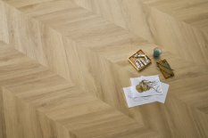 Plovoucí vinylová podlaha Arbiton Shape Match Amaron Chevron Princeton Oak